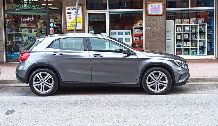 Mercedes GLA